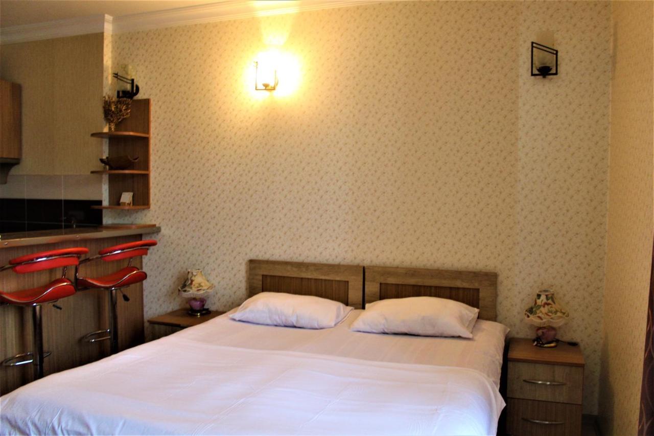 Orbi Lux Apartment Batumi Exterior photo