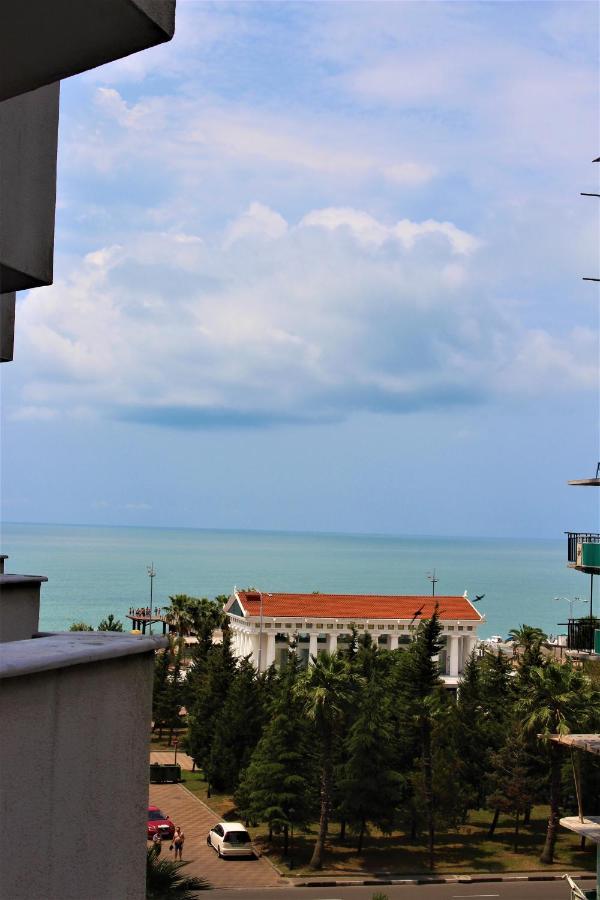 Orbi Lux Apartment Batumi Exterior photo