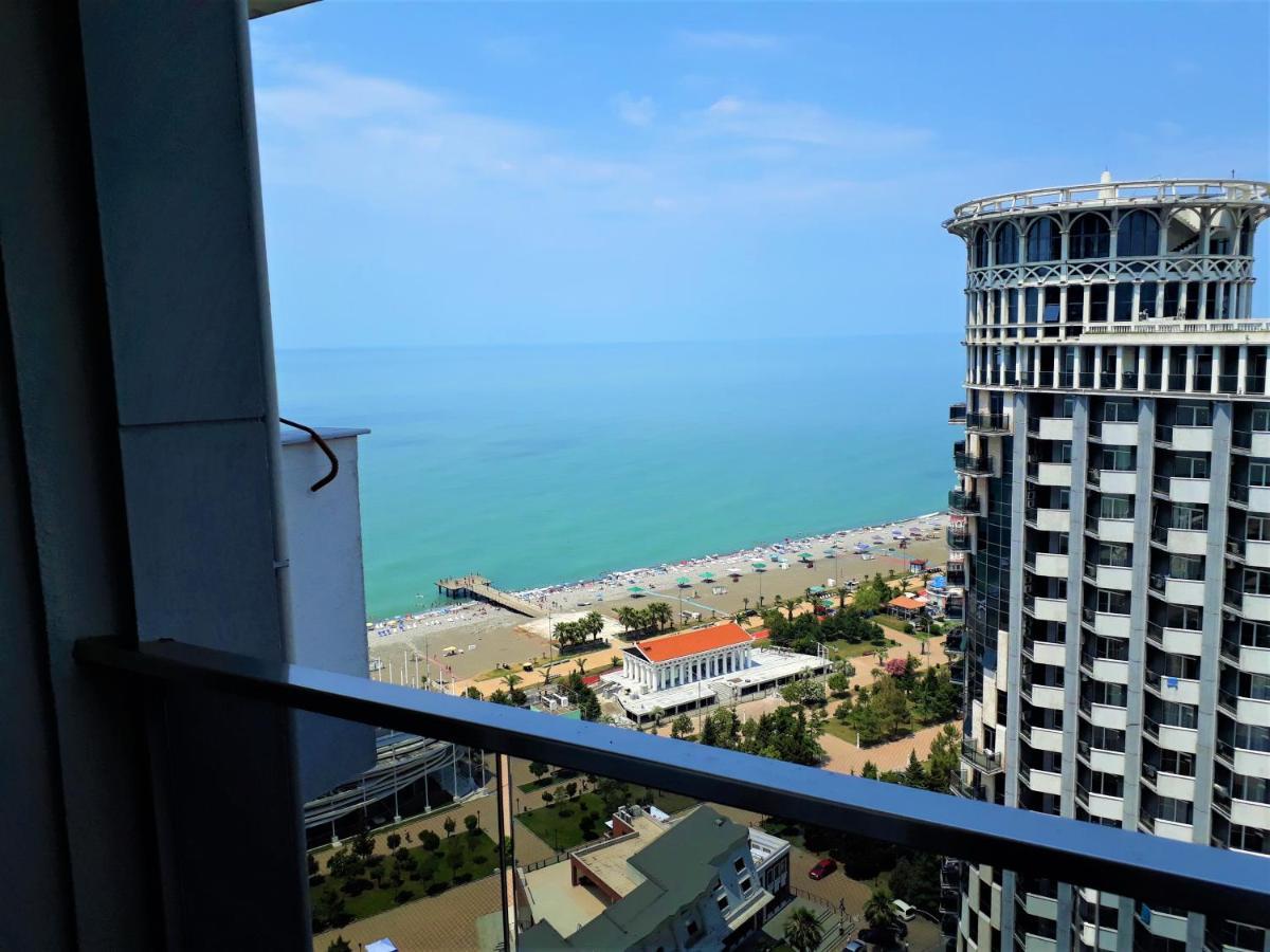 Orbi Lux Apartment Batumi Exterior photo