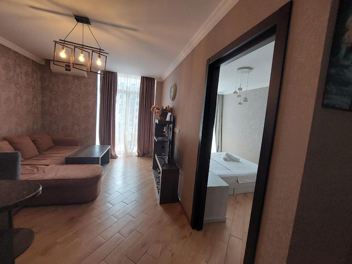 Orbi Lux Apartment Batumi Exterior photo